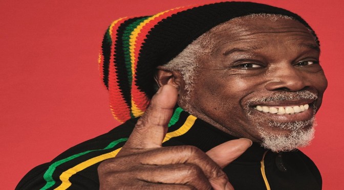 Billy Ocean otra vez en la carrera con One World